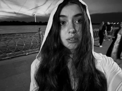 ScaNovaXen_ Gloss & Gunmetal Immagine 