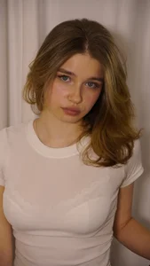 EarthaStinett Between breath and glance Foto