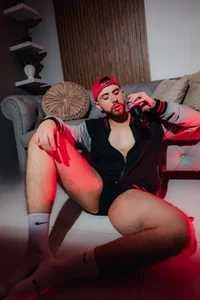 Maximo_Wolff Sporty Gambar 2