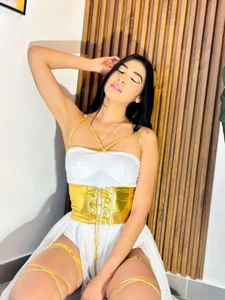 Sassy--Girl Sexy Greek Goddess Immagine  3