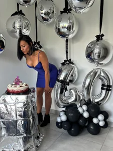 Helena_rosee Happy birthday to me today.💥🎉🎈 صورة واحدة|Helena_rosee Happy birthday to me today.💥🎉🎈 صورتان|Helena_rosee Happy birthday to me today.💥🎉🎈  2 صور|Helena_rosee Happy birthday to me today.💥🎉🎈  2 صورة