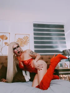 DominateMistressTania SO SEXY PERFECT MISTRESS টি ছবি