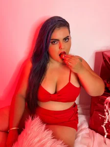 EmmaSymon Valentine's day Pic 4