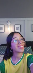 Mikha_Ela Public Pic