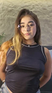 Shanntal_ Hot short pants babe รูป  5