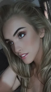 Dorinda_23X: Here I am 💜 ( 2 фото)