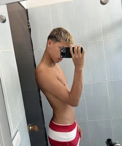 EMPIRE_BOYS1 Public Foto 7