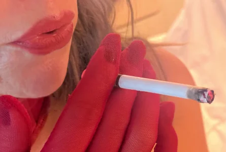 RamonaSimons Elegant Lady in Red Smoke 😈✨ slika 2