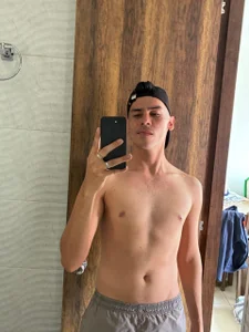 CamiloII's XXX Nude Photo 4