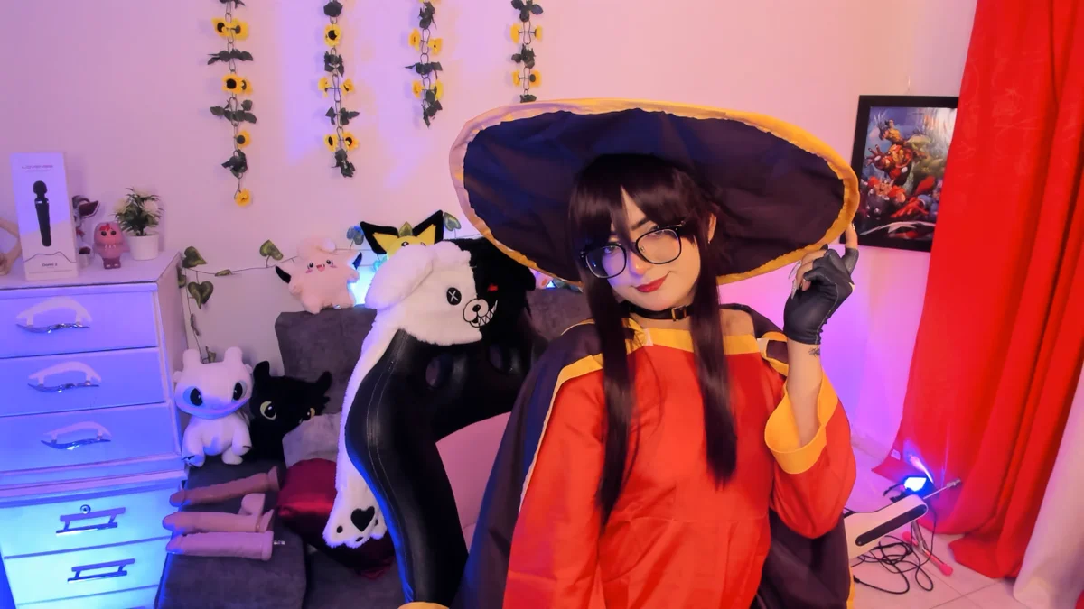 Noah_Cherry immagine di tendenza 2861