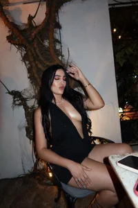 helenarouse Public Pic 4