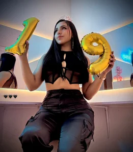 LunaGates Let's celebrate my birthday 🎂🥳👑  3. fénykép