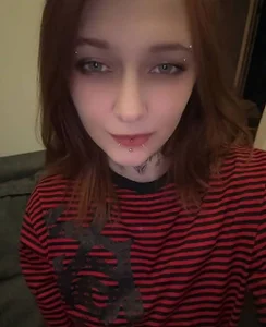 SarahDeen1 Public Foto 4