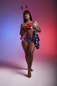 Zdjęcia Poacahontasfg 4 July: 