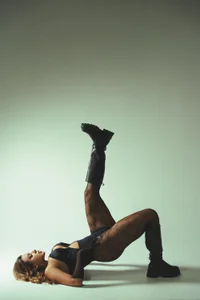 kristy_calderon Badass 🤘🏽 صورة واحدة|kristy_calderon Badass 🤘🏽 صورتان|kristy_calderon Badass 🤘🏽  4 صور|kristy_calderon Badass 🤘🏽  4 صورة