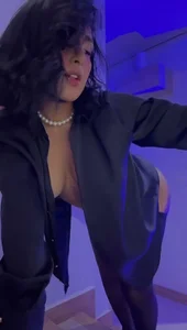 EviePhoenix let yourself be enveloped in my flames of pleasure🔥 Pic 2