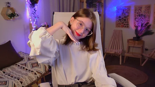 ElliFrankenweenieHi, teacher Bild 2