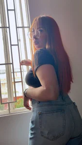 Kata_Bigboobs Public صورة واحدة|Kata_Bigboobs Public صورتان|Kata_Bigboobs Public  2 صور|Kata_Bigboobs Public  2 صورة