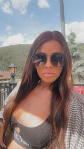 Antonia_Ivy Public Foto 3