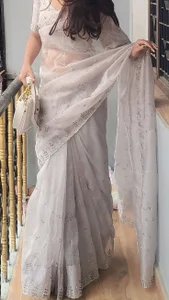 Oh_Meesha Public Pic 3