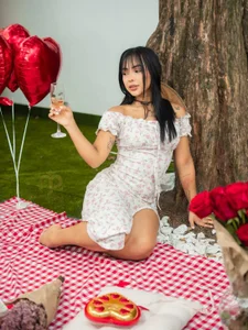 maddy_brookss Today flowers are not given , fantasies are fulfilled, happy Valentine's Day ❤ 사진 8