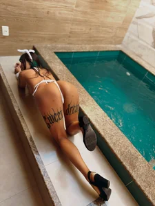 Eu no motel 🔥 od Myla_Fire  3 snímek