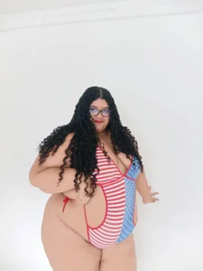 Miley_Collins Gordibuena and owner of my desire Φωτογραφία