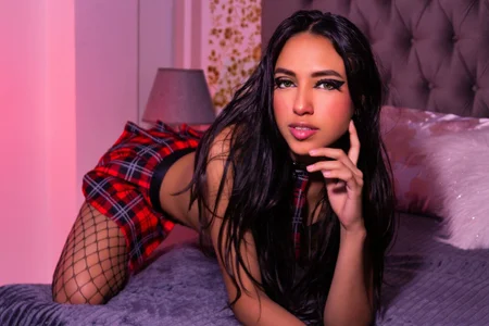 zarahfoster Hottest schoolgirl Pic 3