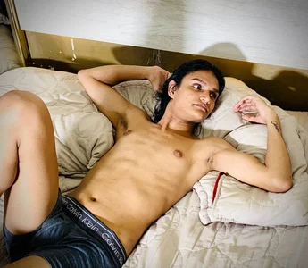 PolyAmoryx Public Pic 5