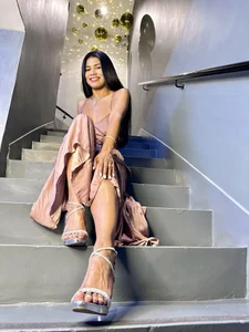 Zdjęcia LissMonroe Feeling cute in my long dress:  3