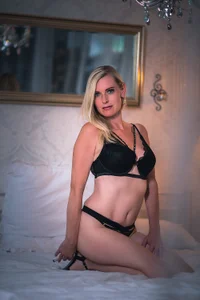 DirtyTina Public Fotka 4