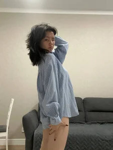 ErikaOliver A Lazy Evening Gambar 5