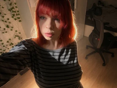 ValBae Hi! I'm waiting for you on my stream—I'm waiting just for you! Come visit me  4. fénykép