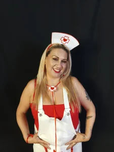 yayita_mature sexy nurse Immagine  2