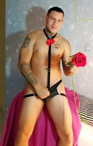 BadLiam_: Love ( 2 фото)