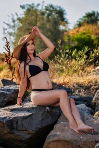 Ella_Raven Let's take a ride 🔥 Gambar 5