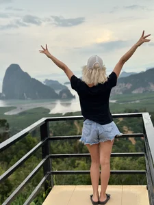 Molly_Beauti Public Foto 3