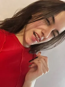 MarcelinaMei: Moments in Red ( 5 фото)