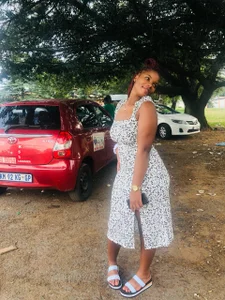 SexyDollarGal Public Pic 2