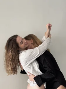 NURA AND SARAH. FALL IN LOVE