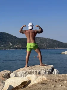 _DylanGreen Greece vation Pic 3