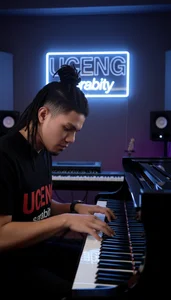 UcEng_Lab my album Hình 6