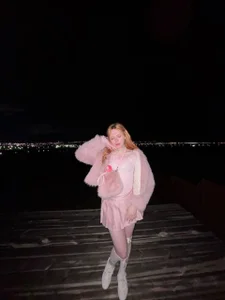 My little night trip! ✨ Thank you guys! 🩷 de Cutie_Bambi Foto