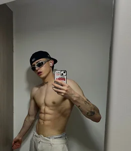 strongManLatino steve Pic 6