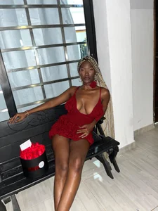 Tahira_21_ enjoying a good weekend ✨🥰🍸 slika 6