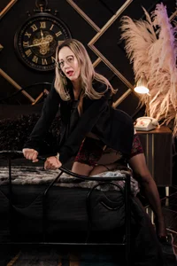 GretaVoss_ Sexy secretary Greta  3টি ছবি