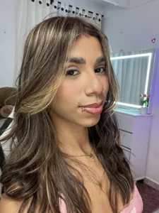 brunetteadams_01 Hello 💖 Pic 3