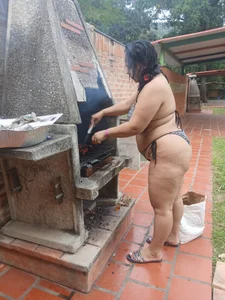 isabella_diprinzio1 Pool day Foto 5