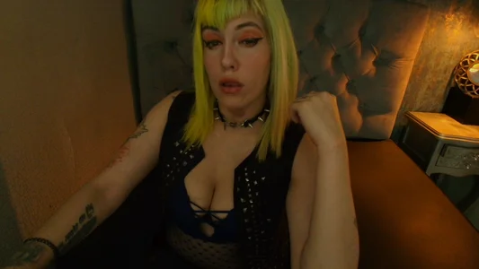MaryMorganx Im back😈 사진