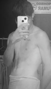 Public od Boyathlete_  4 snímek